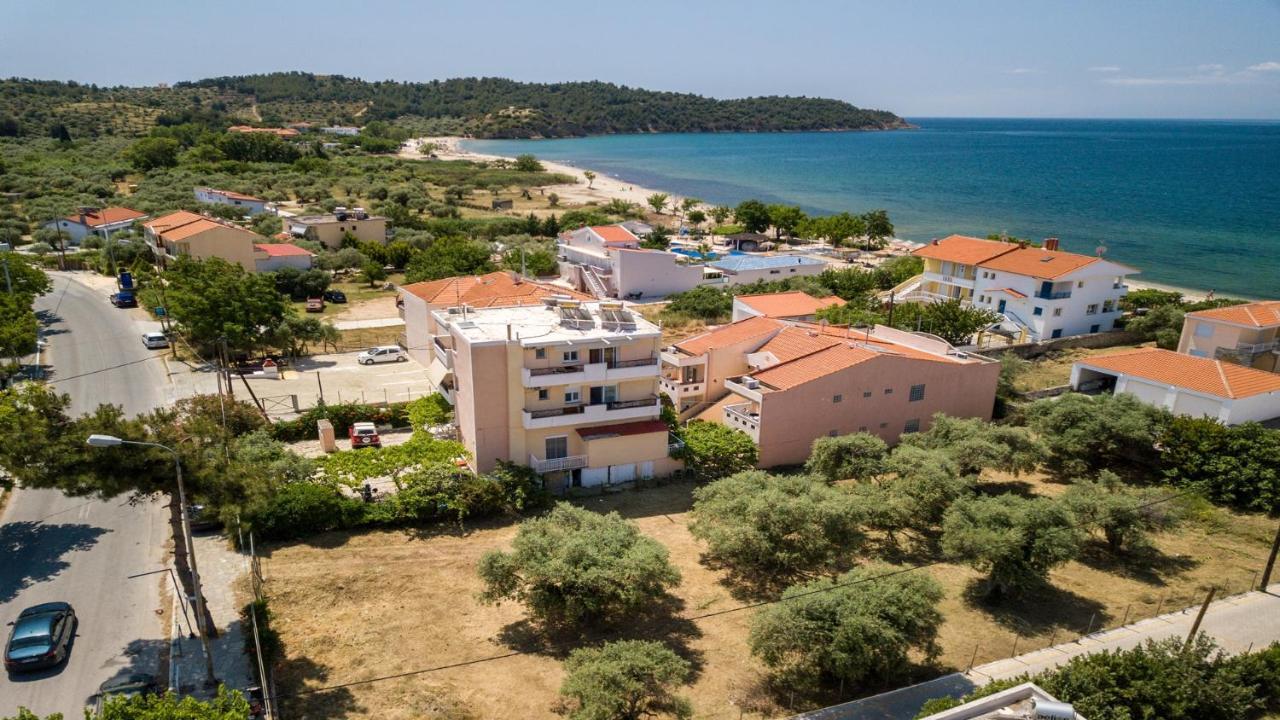 Amversa'S House Potos Exterior foto
