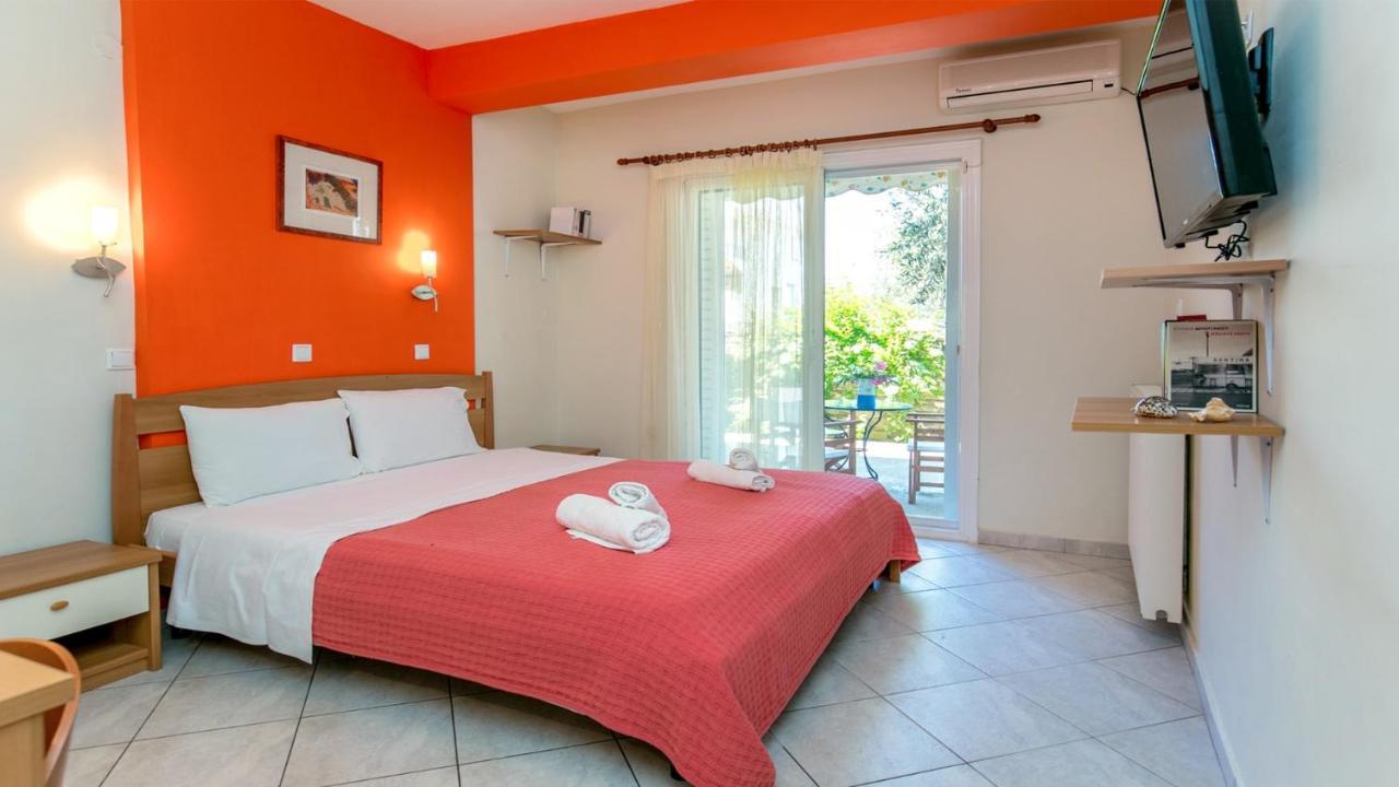 Amversa'S House Potos Exterior foto
